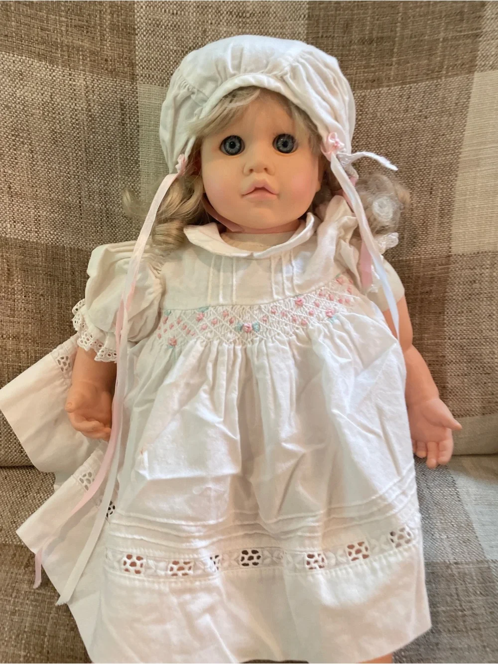 Vintage Dolls by Pauline 19” Blonde Blue Eyes Vinyl Cloth Doll #31 RARE